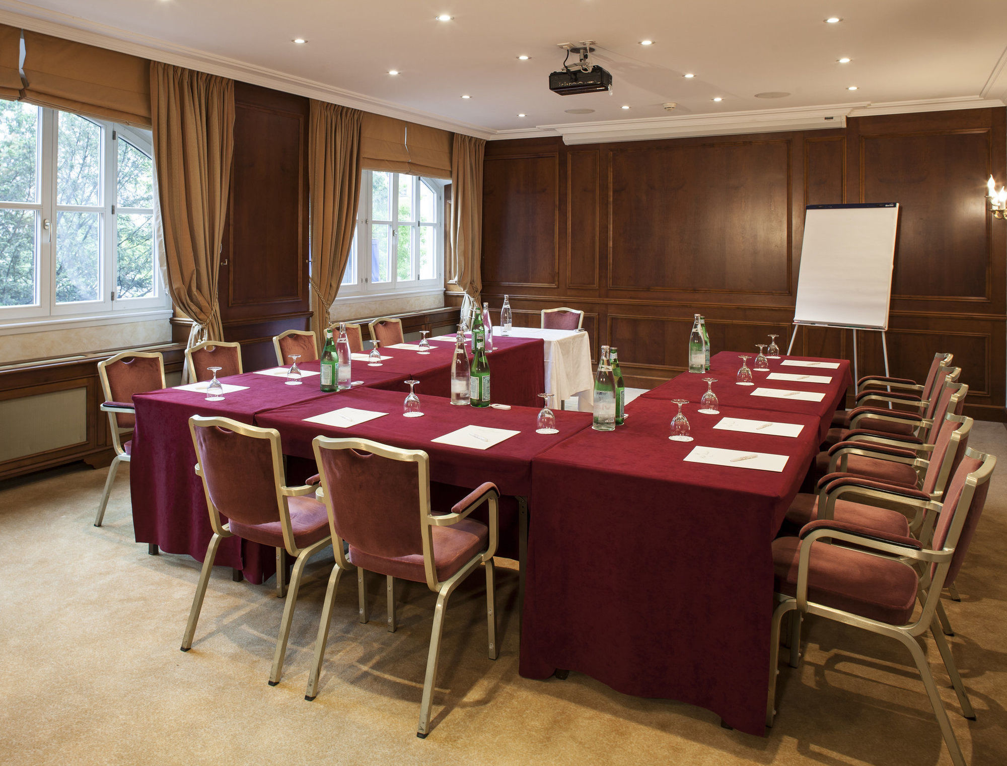 Hotel Bristol Geneva Kinh doanh bức ảnh
